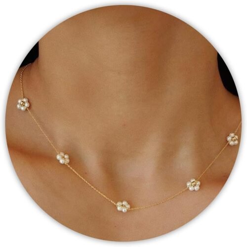 Handmade Daisy Necklace with Simulated Pearls and Stainless Steel Chain